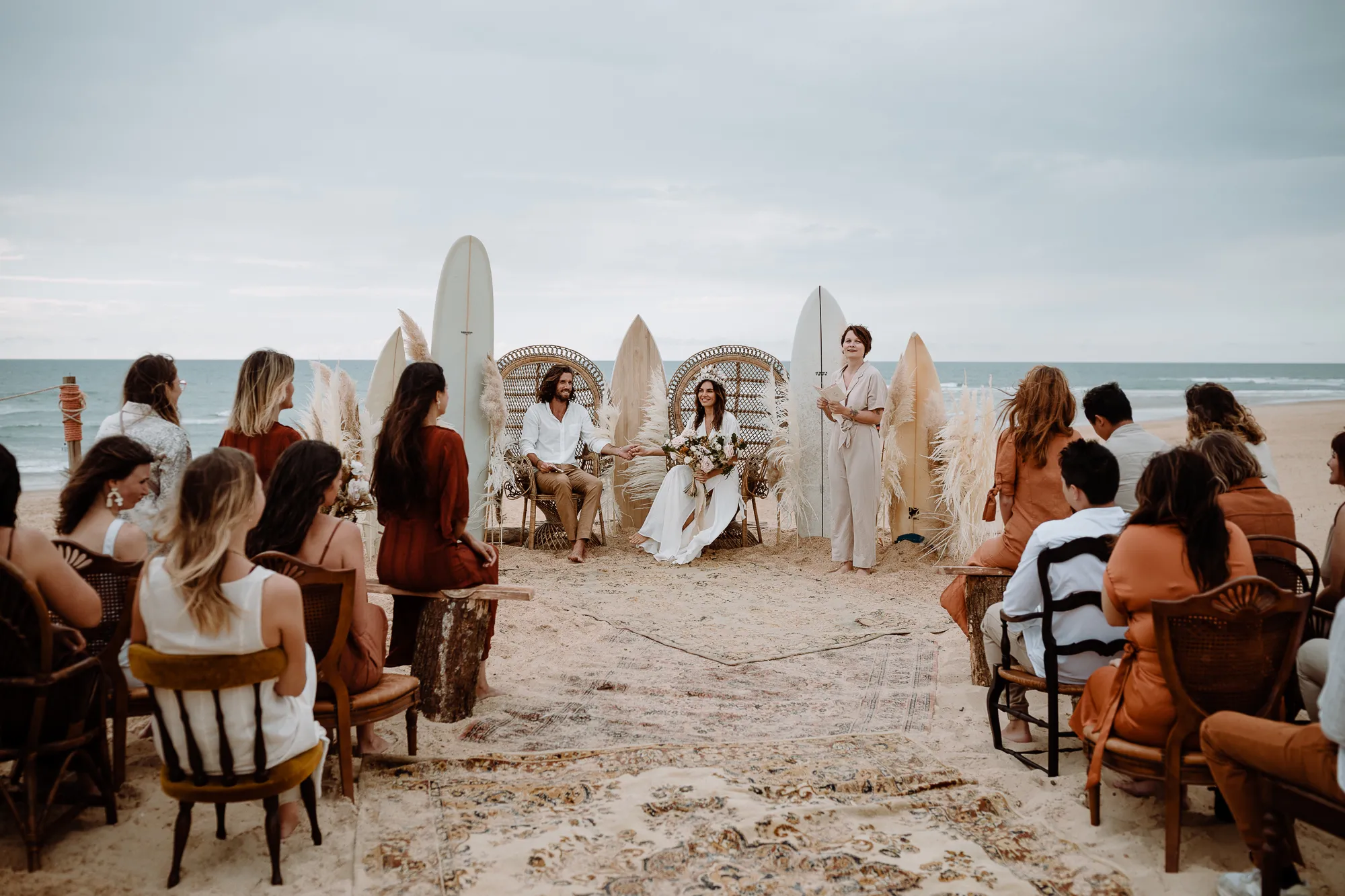 photographe de mariage dans les landes cérémonie laïque sur la plage