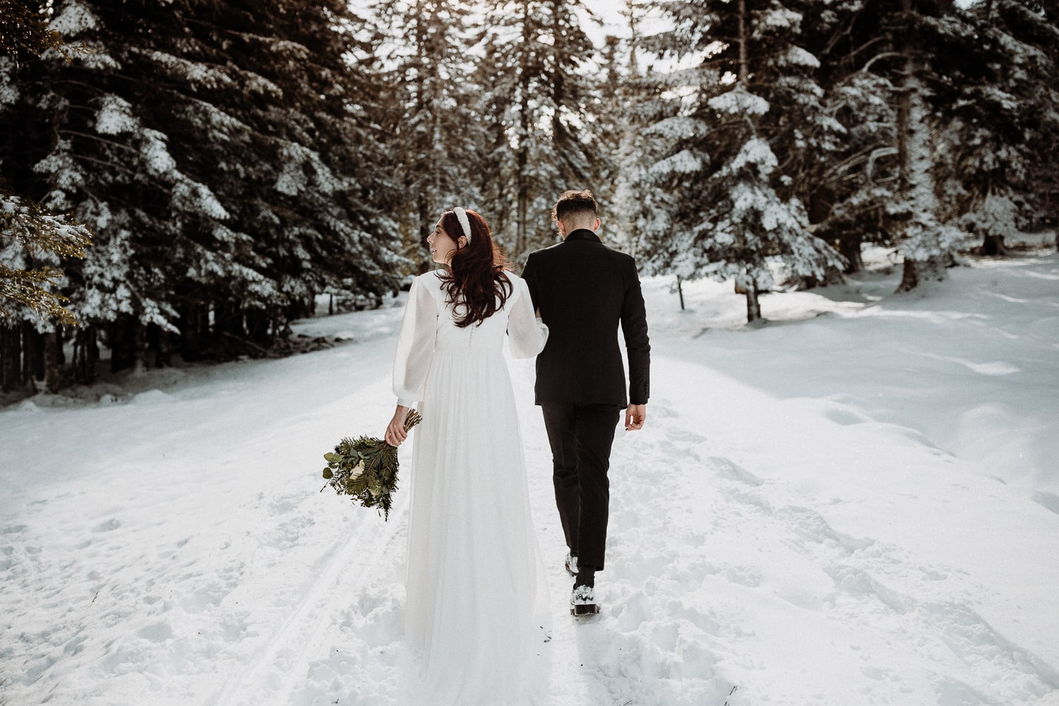 photographe toulouse mariage hivernal à la montagne dans les Pyrénées