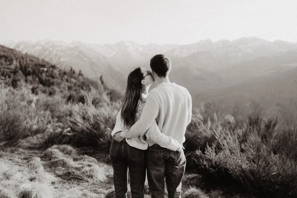 séance photo couple à la montagne